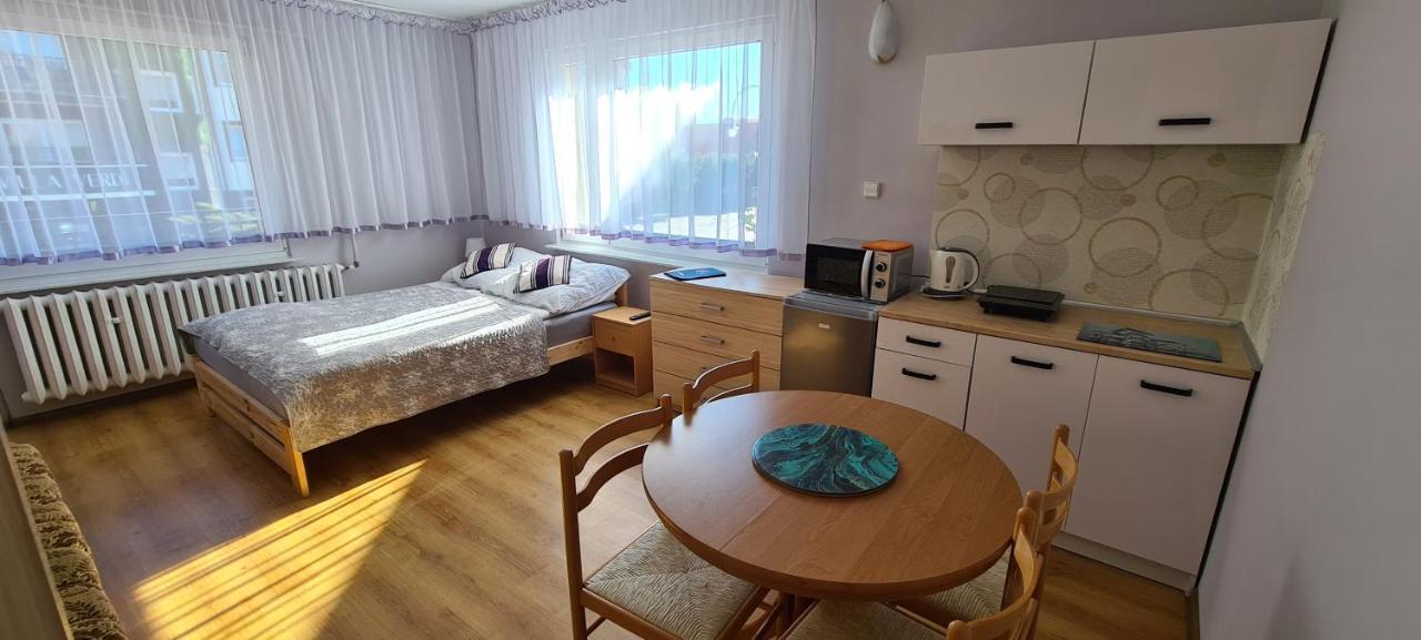 Moris 2 Pokoje Goscinne Łeba Kamer foto